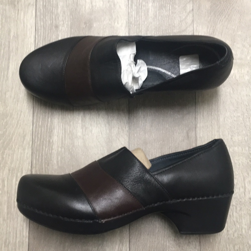 Womens Dansko Clog Shoes